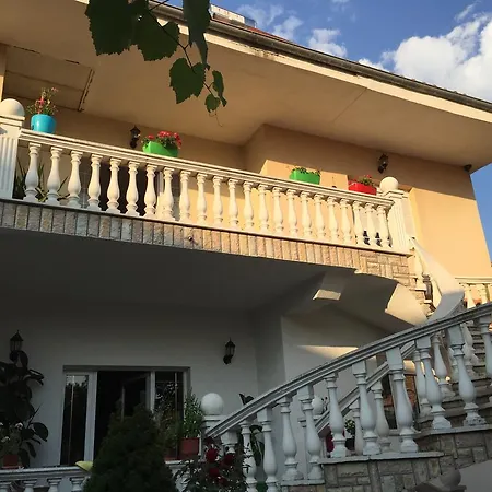 Villa Ridvani *